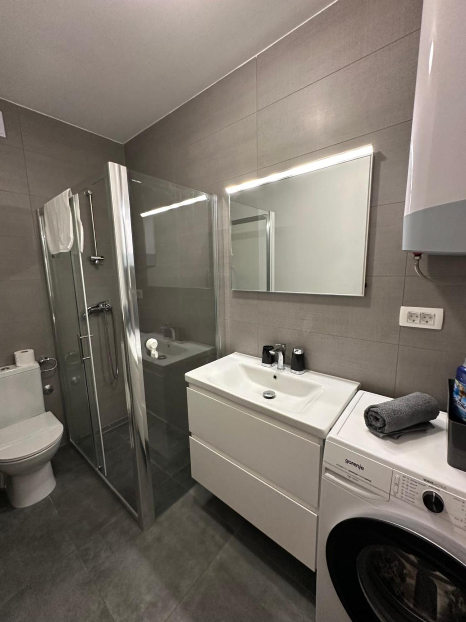 Apartment King With Private Parking Zadar Exterior photo